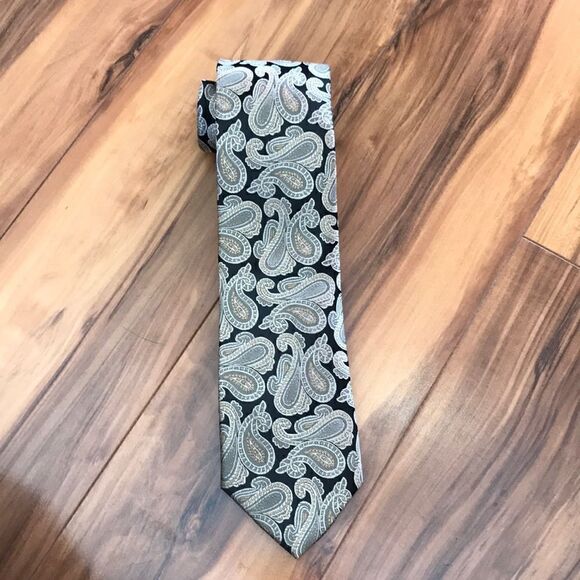 Bergamo New York Mens Tie - Picture 2 of 4